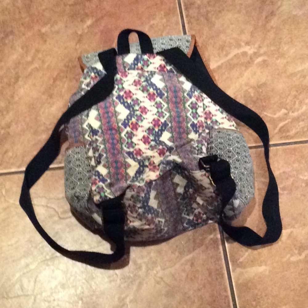 Mossimo Backpack - image 4